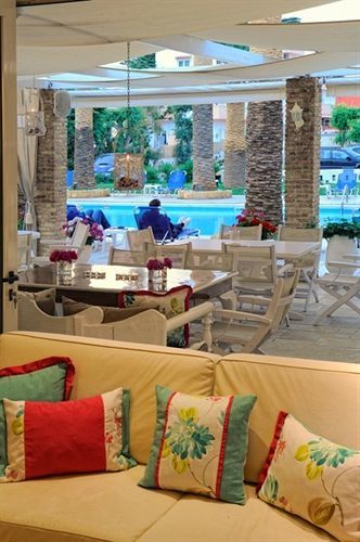 Drossia Palms And Nisos 公寓式飯店 Mália